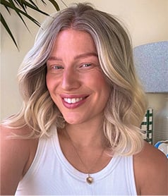 Roxy | Blonde Wavy Bob Synthetic Lace Front Wig